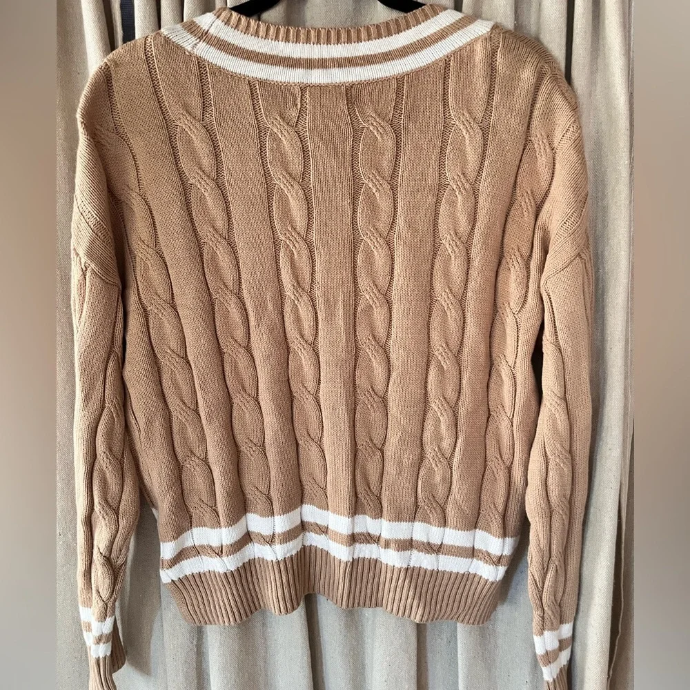 Jessica Simpson Cable Knit V-Neck Sweater Neutral Preppy Size M